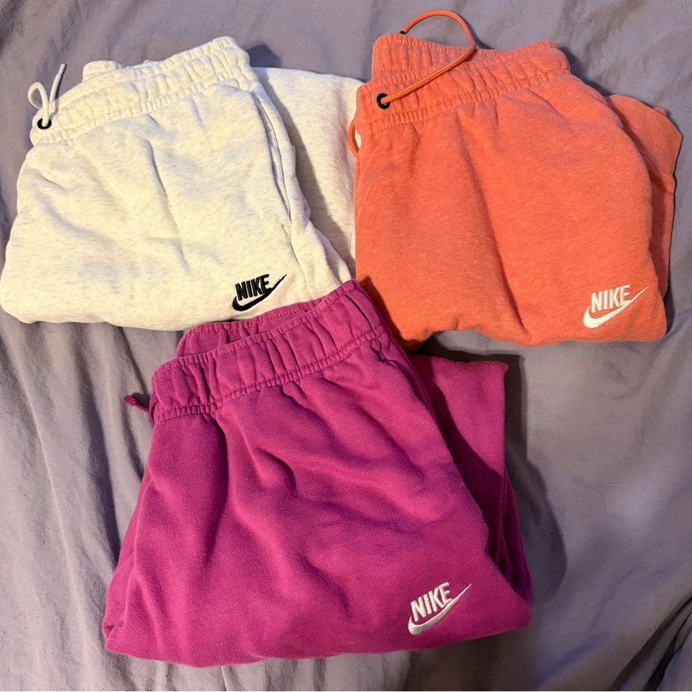 Nike Women’s Sweatpants Trio - White, Salmon, Magenta